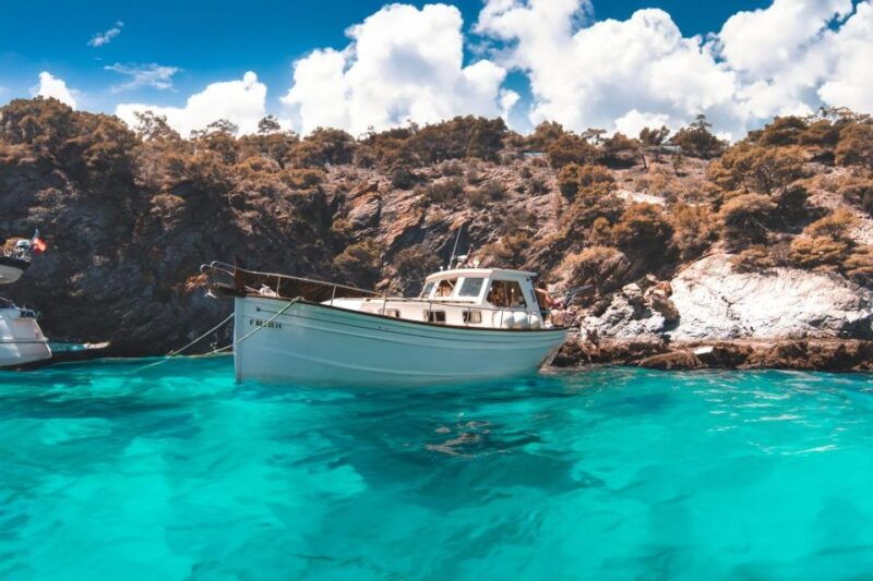 roses-rent-the-boat-and-live-an-unforgettable-experience