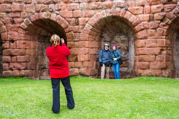 rosslyn-chapel-and-hadrians-wall-small-group-day-tour