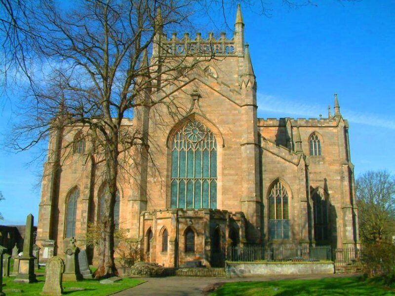 rosslyn-chapel-stirling-castle-dunfermline-abbey-tour