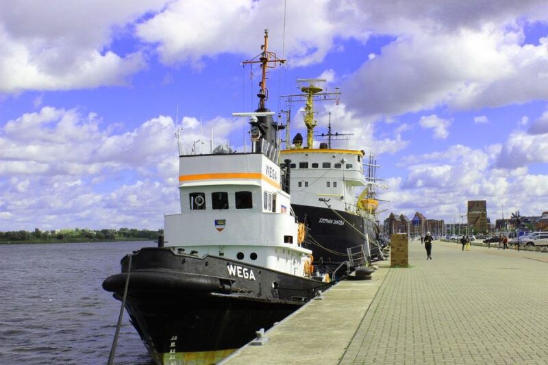 rostock-surprise-walk-of-the-city-with-a-local