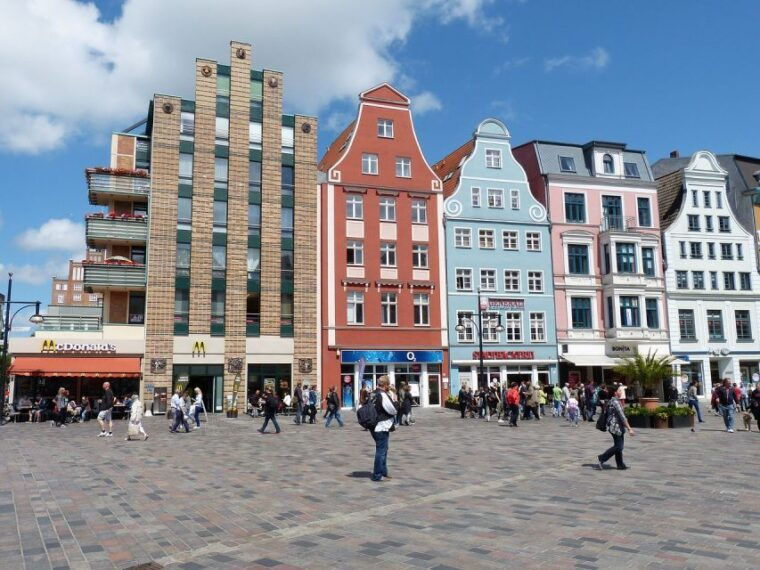 rostock-surprise-walk-of-the-city-with-a-local