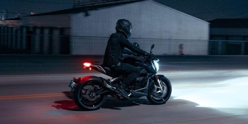 rostock-zero-sr-40kw-electric-motorcycle-rental
