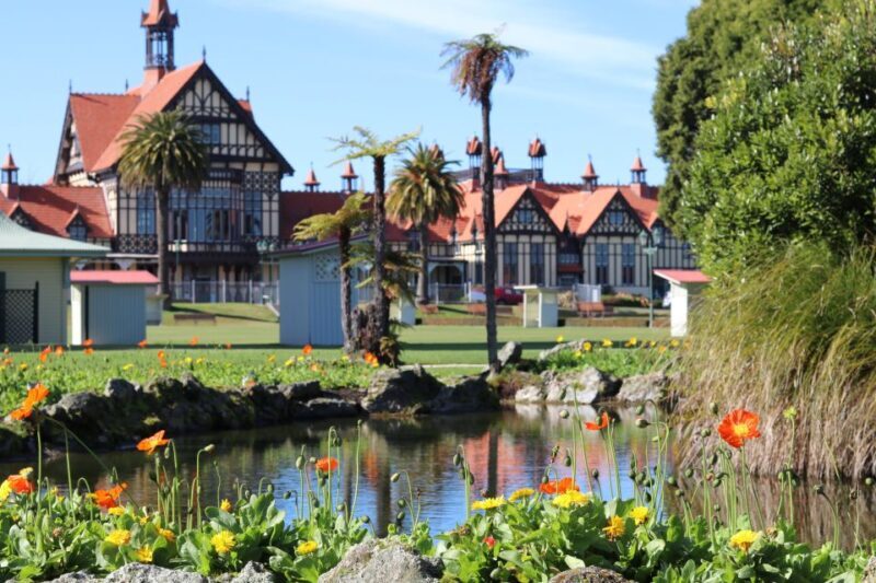Rotorua City and Lakes Duck Tour - Weather Considerations