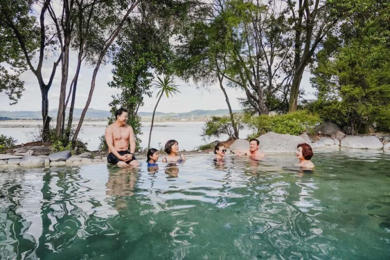 Rotorua Lake: Deluxe Lake Spa Geothermal Hot Spring Bathing - Key Points