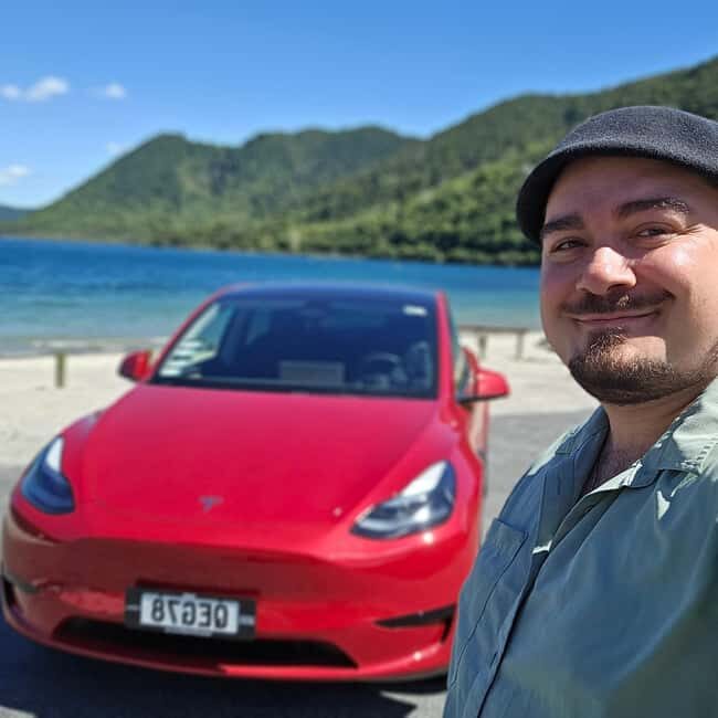 Rotorua: Private Day Tour with Tesla Model Y - Discovering Rotorua in Style and Comfort