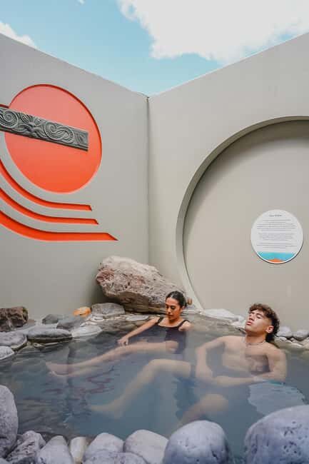 Rotorua: Sky View Private Pools Experience - Comparing to Other Polynesian Spa Options  