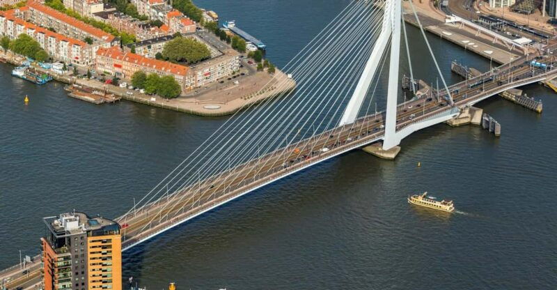 rotterdam-and-kinderdijk-daily-walking-and-boat-tour