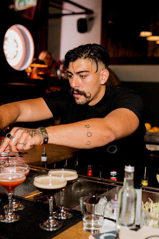 rotterdam-center-cocktail-bar-walking-tour-self-guided