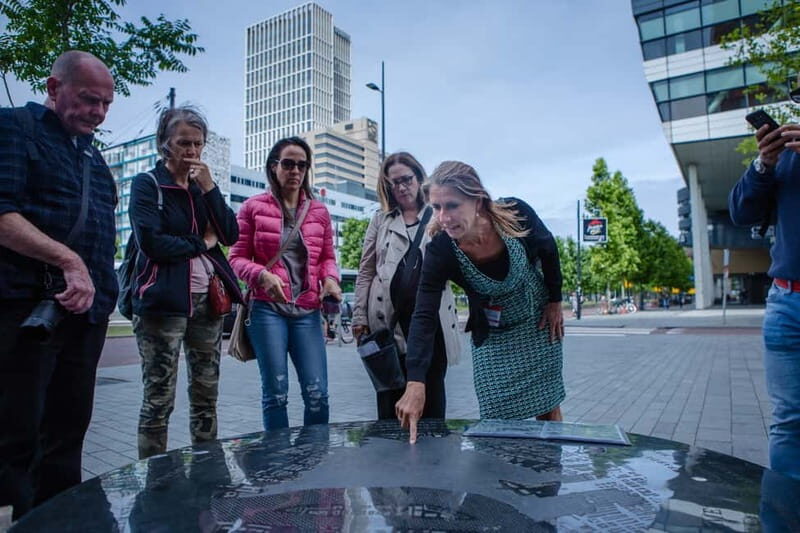Rotterdam: WWII Walking Tour - A Closer Look at the Rotterdam WWII Walking Tour  
