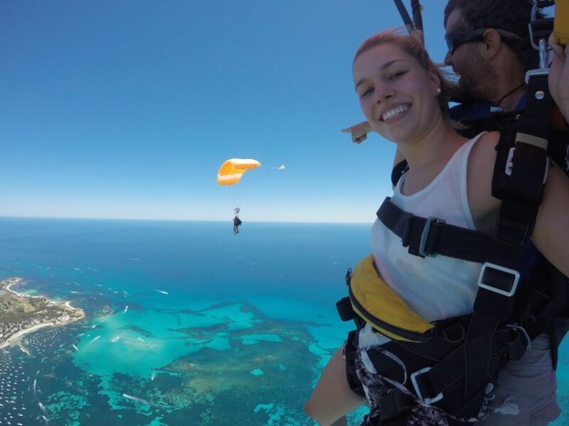 Rottnest Island: Tandem Skydive - The Guides and Safety