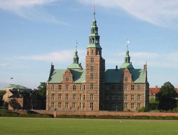 round-tower-rosenborg-castle-and-old-town-copenhagen-tour