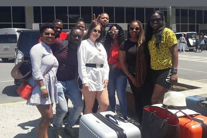 round-trip-airport-transfer-to-grand-palladium-resort-spa