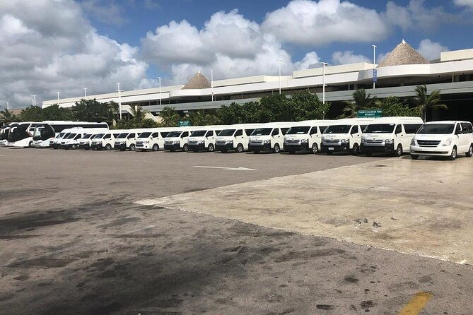 round-trip-airport-transfers-bavaro-and-uvero-alto-punta-cana