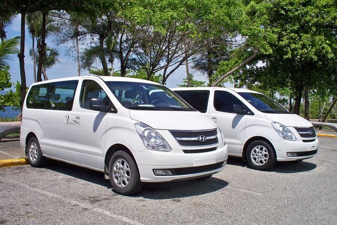 round-trip-airport-transfers-bavaro-and-uvero-alto-punta-cana