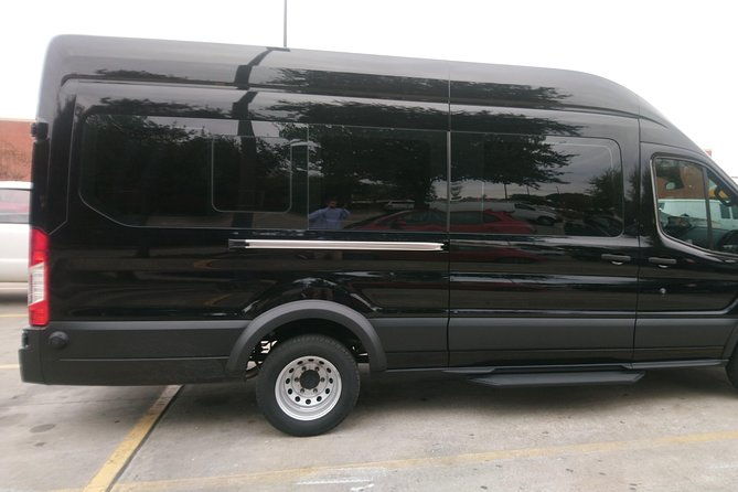 round-trip-cruise-shuttle-houston-to-galveston-port-for-10-guests