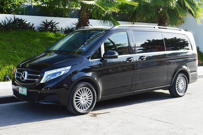 round-trip-luxury-transportation-punta-cana-international-airport-1-5