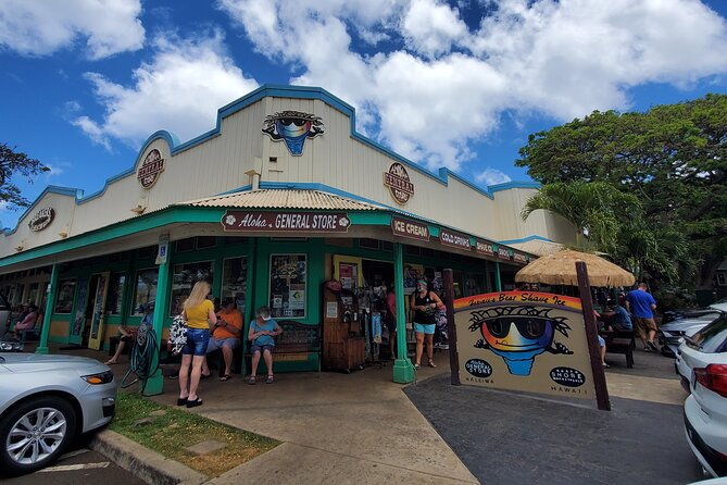 round-trip-north-shore-shuttle-from-waikiki-to-haleiwa-town-haleiwa-harbor