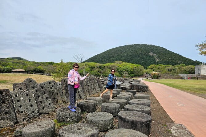 Round Trip Private Transport to Jeju Stone Park - FAQ