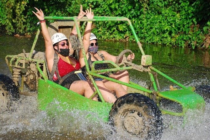 round-trip-punta-cana-airport-transfers-to-uvero-alto-hotels-area