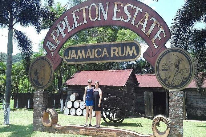 round-trip-shuttle-transportation-to-appleton-estate-rum-ys-falls