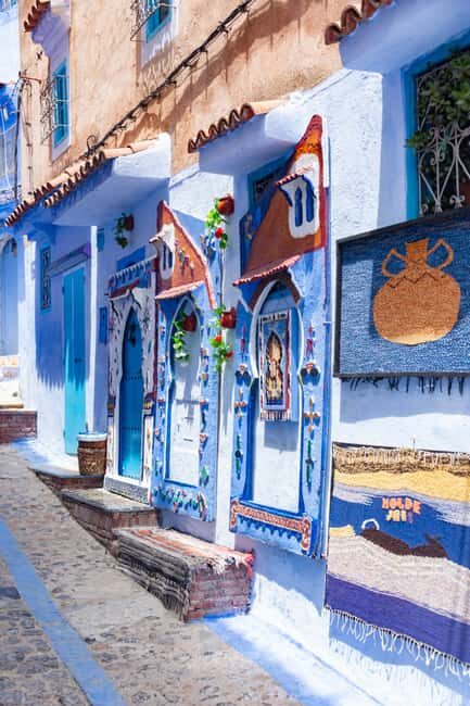 Round-trip transportation from Tangier to Chefchaouen. - Key Points
