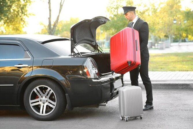 roundtrip-private-airport-transfer-medellin-med-to-city