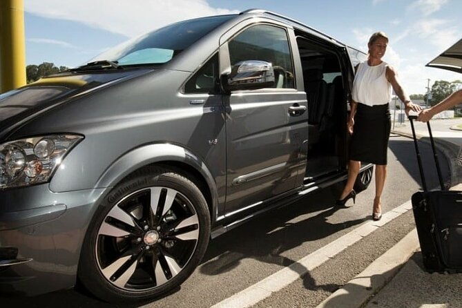 roundtrip-transfer-from-sxm-airport-to-dr-ac-wathey-cruise-port