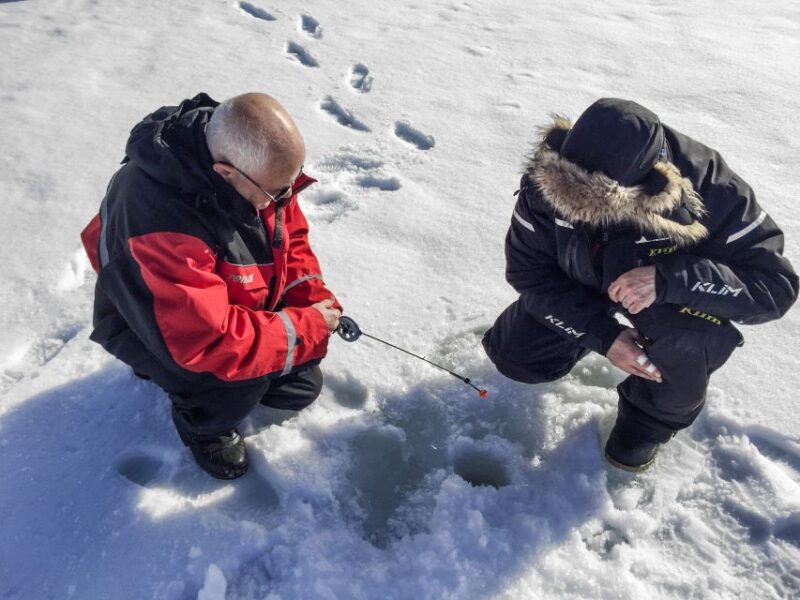 rovaniemi-arctic-circle-ice-fishing-experience