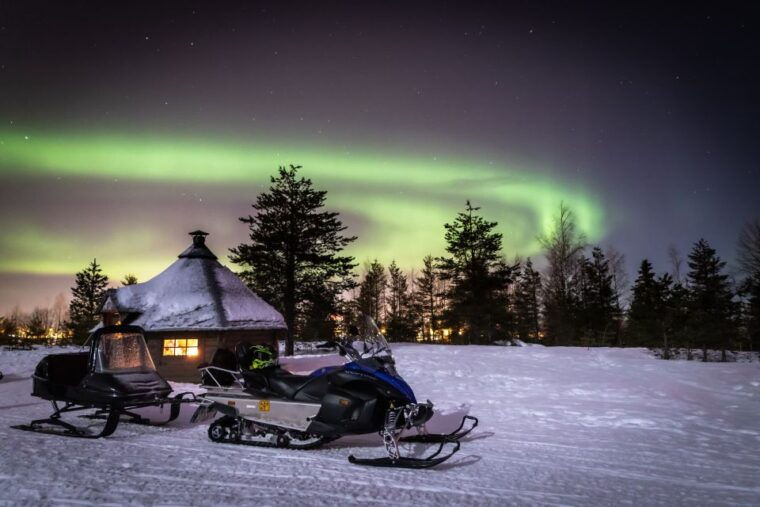 rovaniemi-aurora-borealis-snowmobile-safari-with-campfire