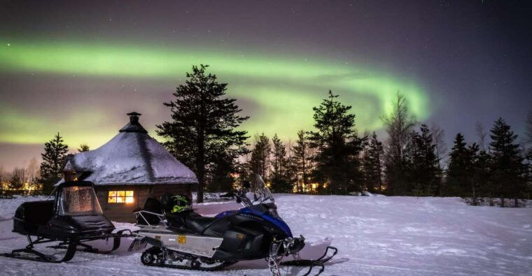 rovaniemi-aurora-borealis-snowmobile-safari-with-campfire