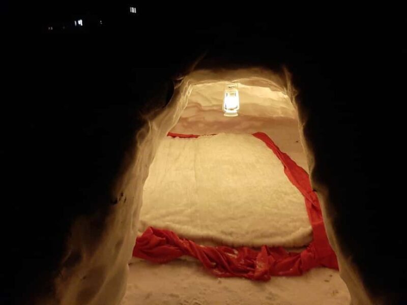 Rovaniemi: Building a Snow Igloo - The Cozy Lunch in a Tepee