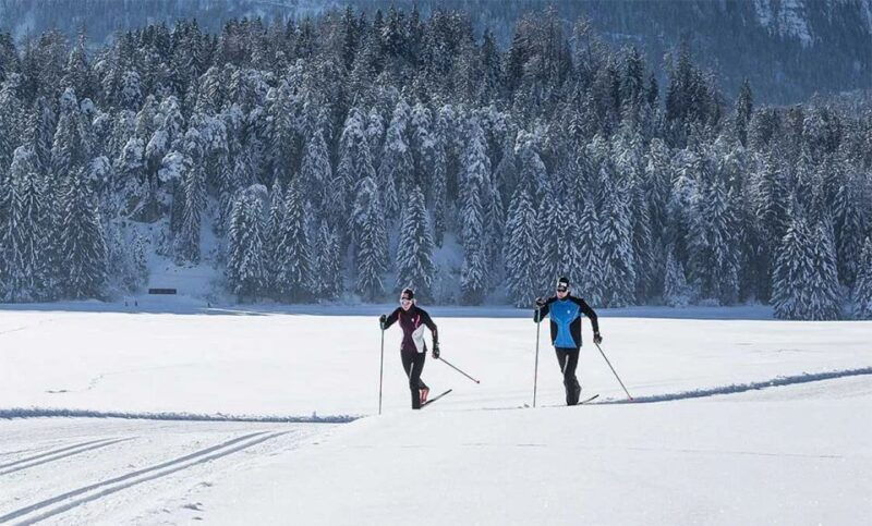 rovaniemi-cross-country-wilderness-ski-adventure