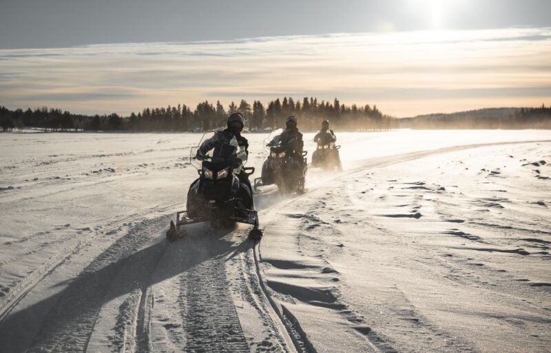 rovaniemi-electric-snowmobile-safari-tour-with-ice-fishing