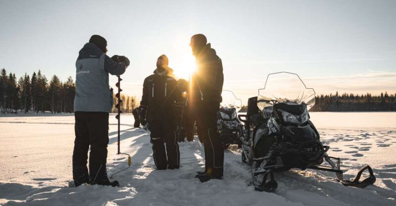 rovaniemi-electric-snowmobile-safari-tour-with-ice-fishing