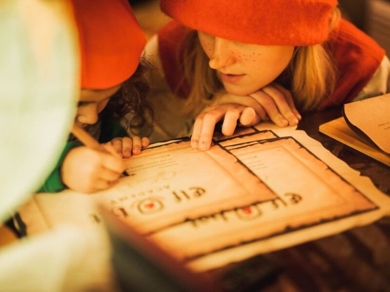 rovaniemi-elf-hat-academy-in-santas-village