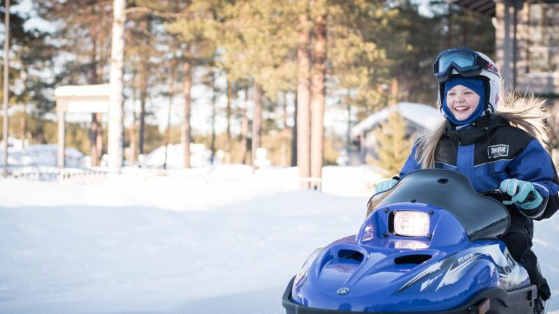 rovaniemi-family-snowmobile-safari-with-campfire-and-snacks