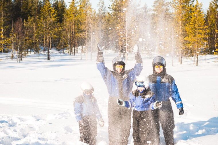 rovaniemi-family-snowmobile-safari-with-campfire-and-snacks