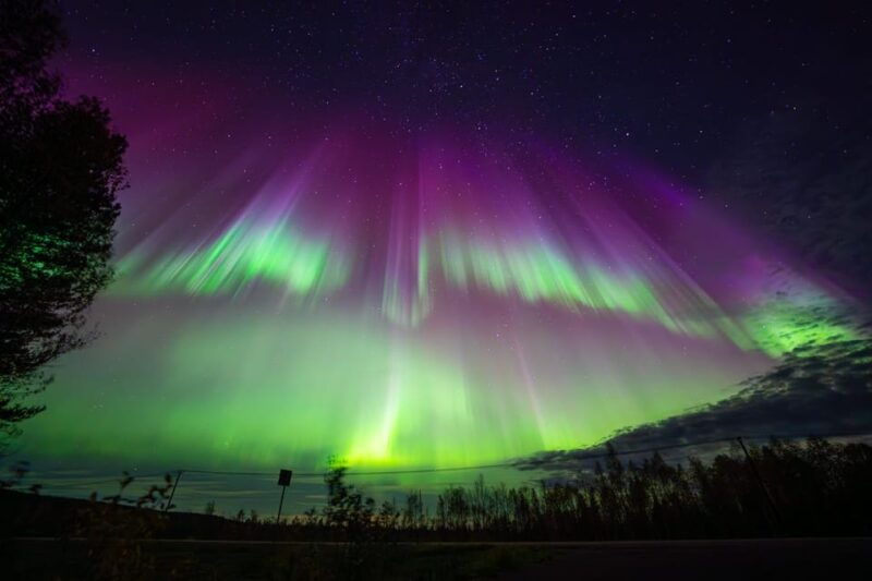 rovaniemi-guaranteed-ultimate-aurora-hunt-with-photographer