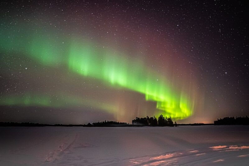 rovaniemi-guaranteed-ultimate-aurora-hunt-with-photographer