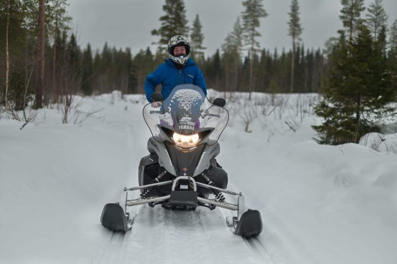 rovaniemi-guided-wilderness-snowmobile-safari-barbeque