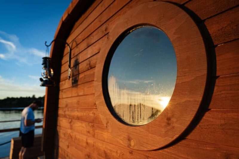 Rovaniemi: Half-day or evening on a floating sauna, swimming and BBQ - What Reviewers Say