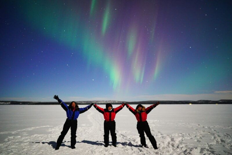 rovaniemi-hunting-northern-lights-bus-tour