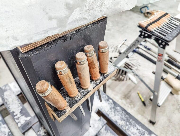 rovaniemi-ice-sculpting-experience