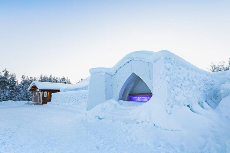 rovaniemi-ice-sculpting-experience