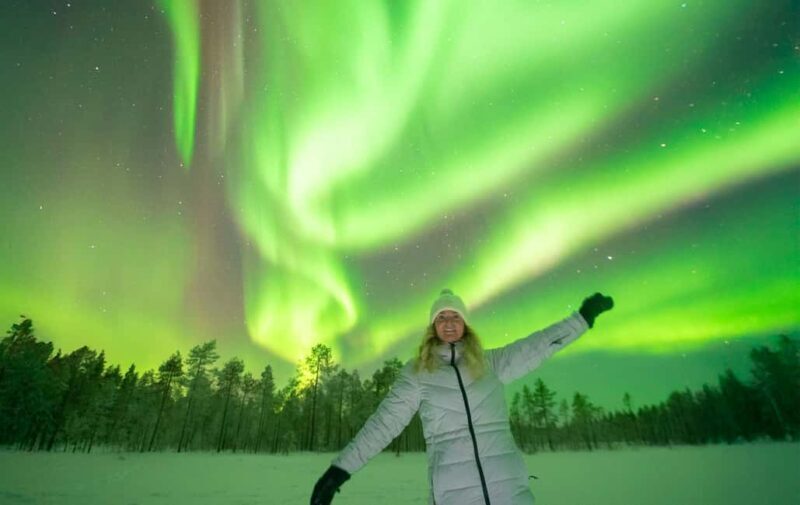 Rovaniemi: Insider Northern Lights Tour with Photos - Key Points
