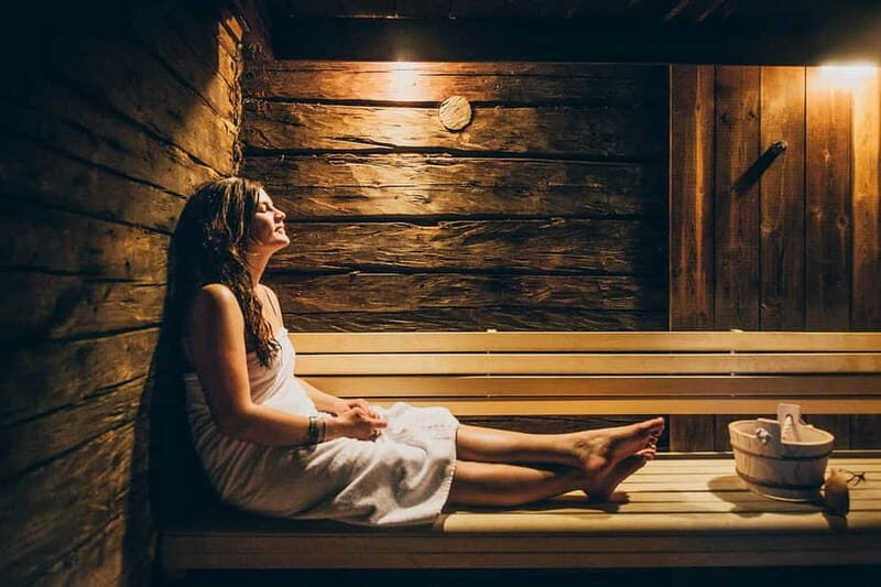 Rovaniemi: Lakeside Private Sauna with Aurora Borealis - Who Is This Tour Best Suited For?