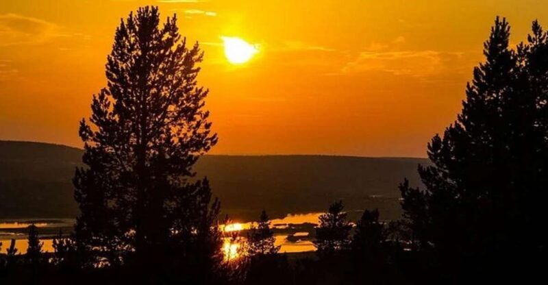 rovaniemi-midnight-sun-atv-ride-during-the-golden-hour