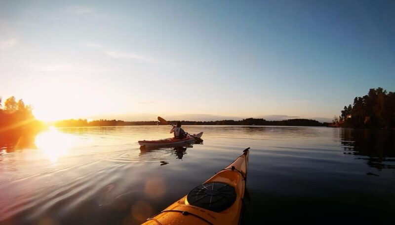 rovaniemi-midnight-sun-canoeing-tour-barbeque
