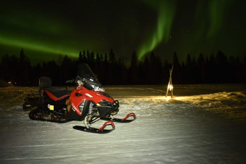 rovaniemi-night-snowmobile-tour