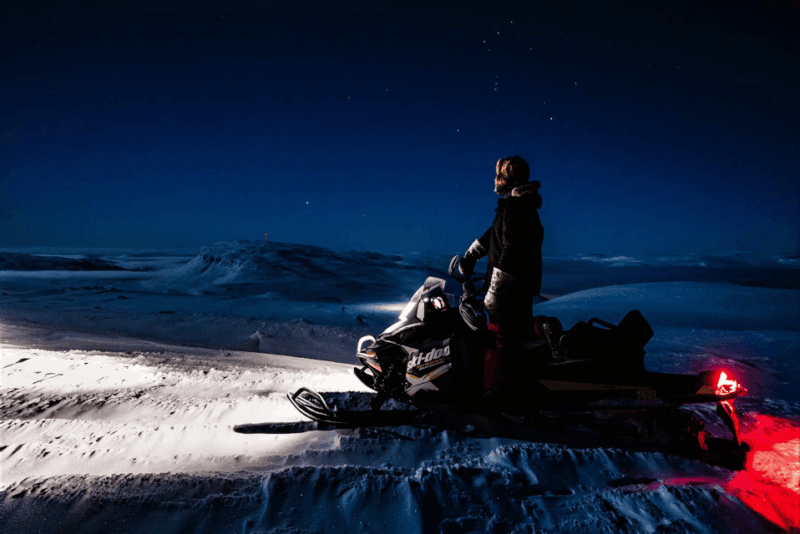 rovaniemi-northern-lights-snowmobile-safari-with-campfire